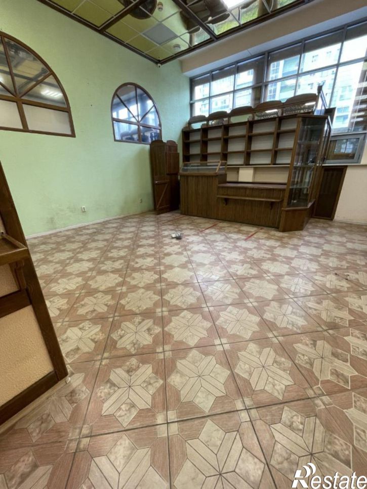 Помещение свободного назначения Революционная улица, 72,  д. 72