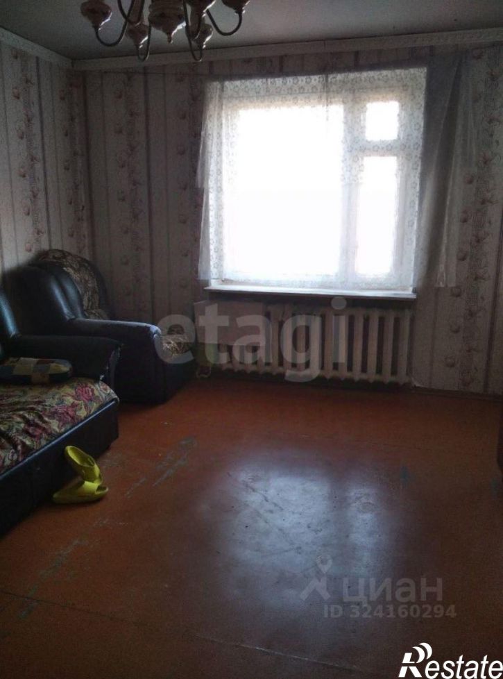 3-комн квартира ул Ахметова, 300,  д. 300