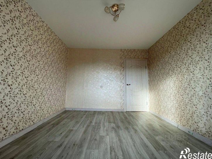 2-комн квартира улица Ахметова, 304/2,  д. 304/2