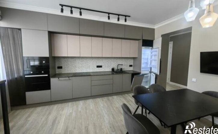3-комн квартира улица Кирова, 34,  д. 34