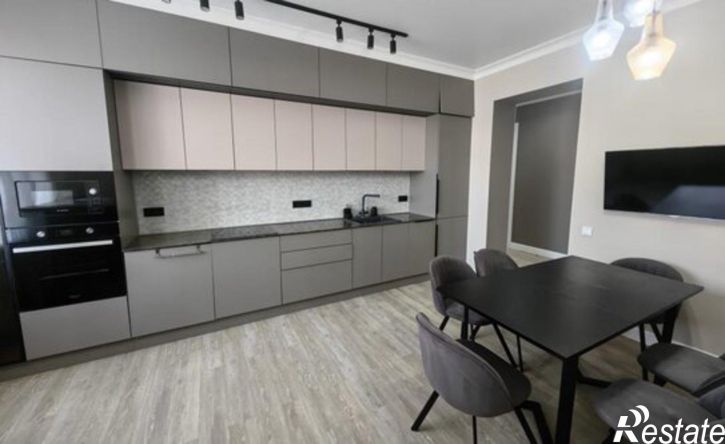 3-комн квартира улица Кирова, 34,  д. 34