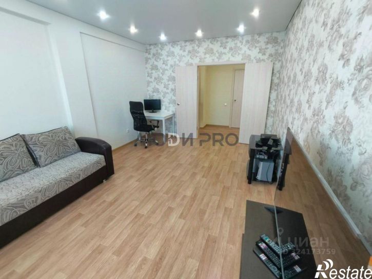 3-комн квартира улица Шмидта, 158/2,  д. 158/2