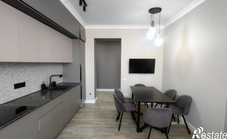 3-комн квартира улица Кирова, 34,  д. 34