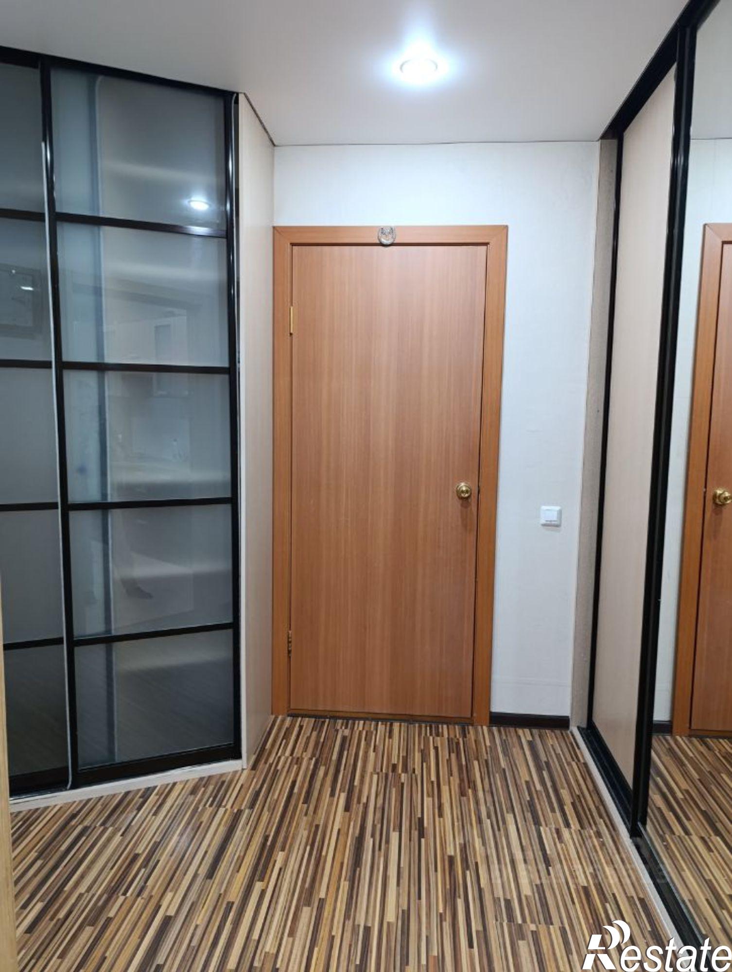 Сдать квартиру за 30 000 рублей на ул Зеленогорская, 13