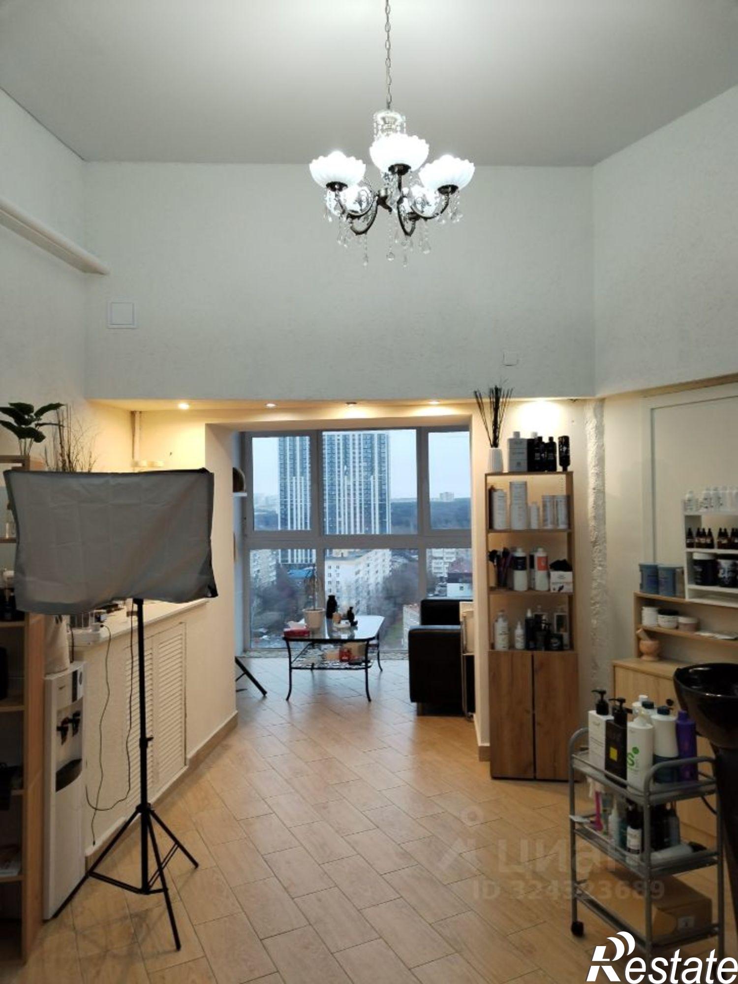 Купить помещение свободного назначения за 9 200 000 рублей на ул Степана Злобина, 38/2