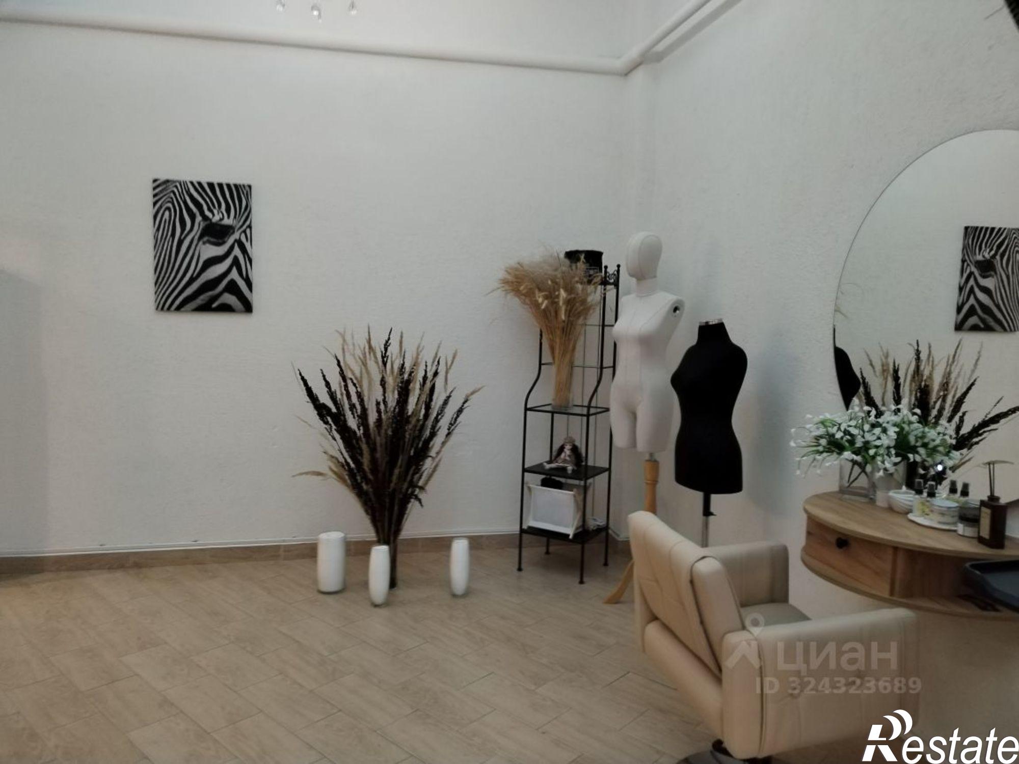 Купить помещение свободного назначения за 9 200 000 рублей на ул Степана Злобина, 38/2