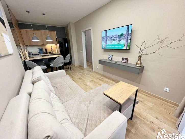 2-комн квартира ул Майора Доставалова, 7,  д. 7