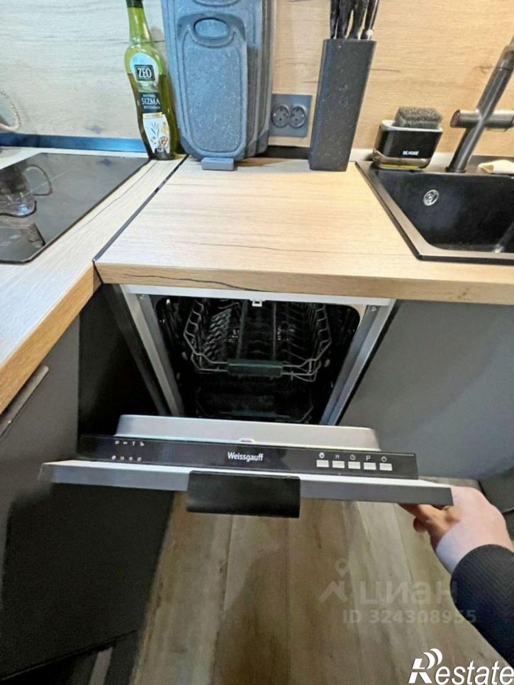 2-комн квартира ул Майора Доставалова, 7,  д. 7