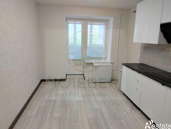 3-комн квартира улица Лётчиков, 18,  д. 18