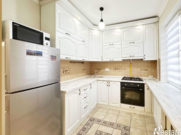 2-комн квартира улица Свердлова, 42,  д. 42