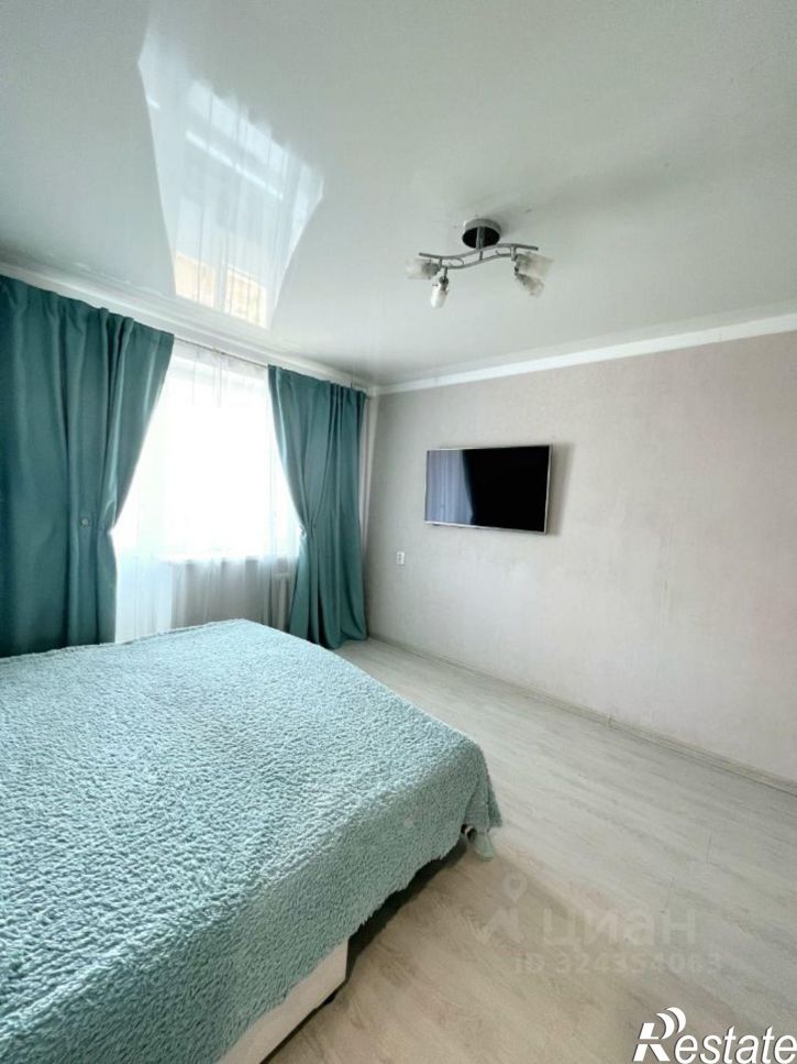 2-комн квартира улица Юрия Гагарина, 18,  д. 18