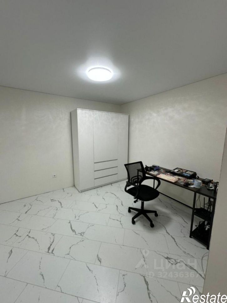 2-комн квартира улица Рихарда Зорге, 71А,  д. 71А