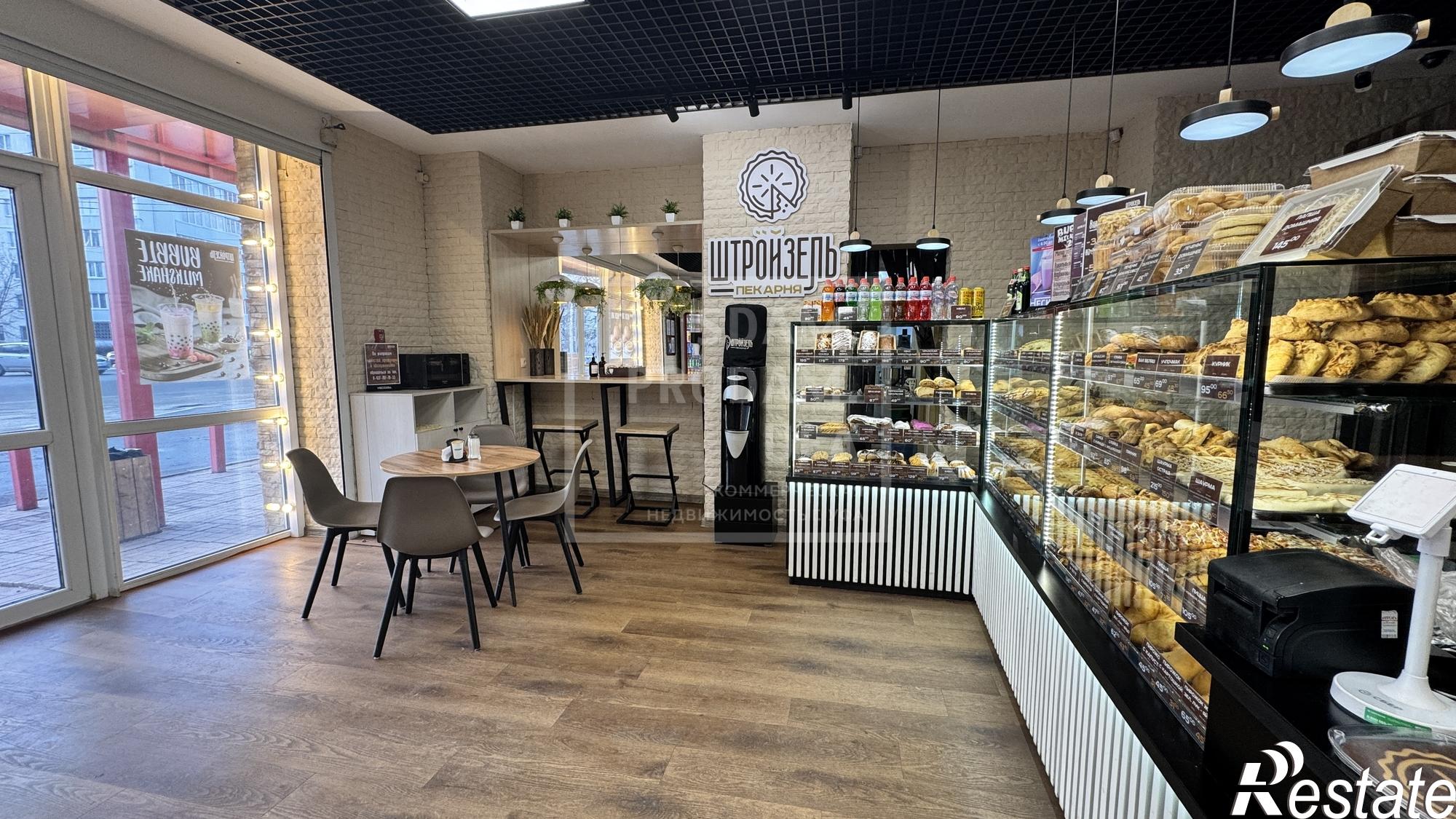 Купить торговое помещение за 24 000 000 рублей на Российская улица, д.106