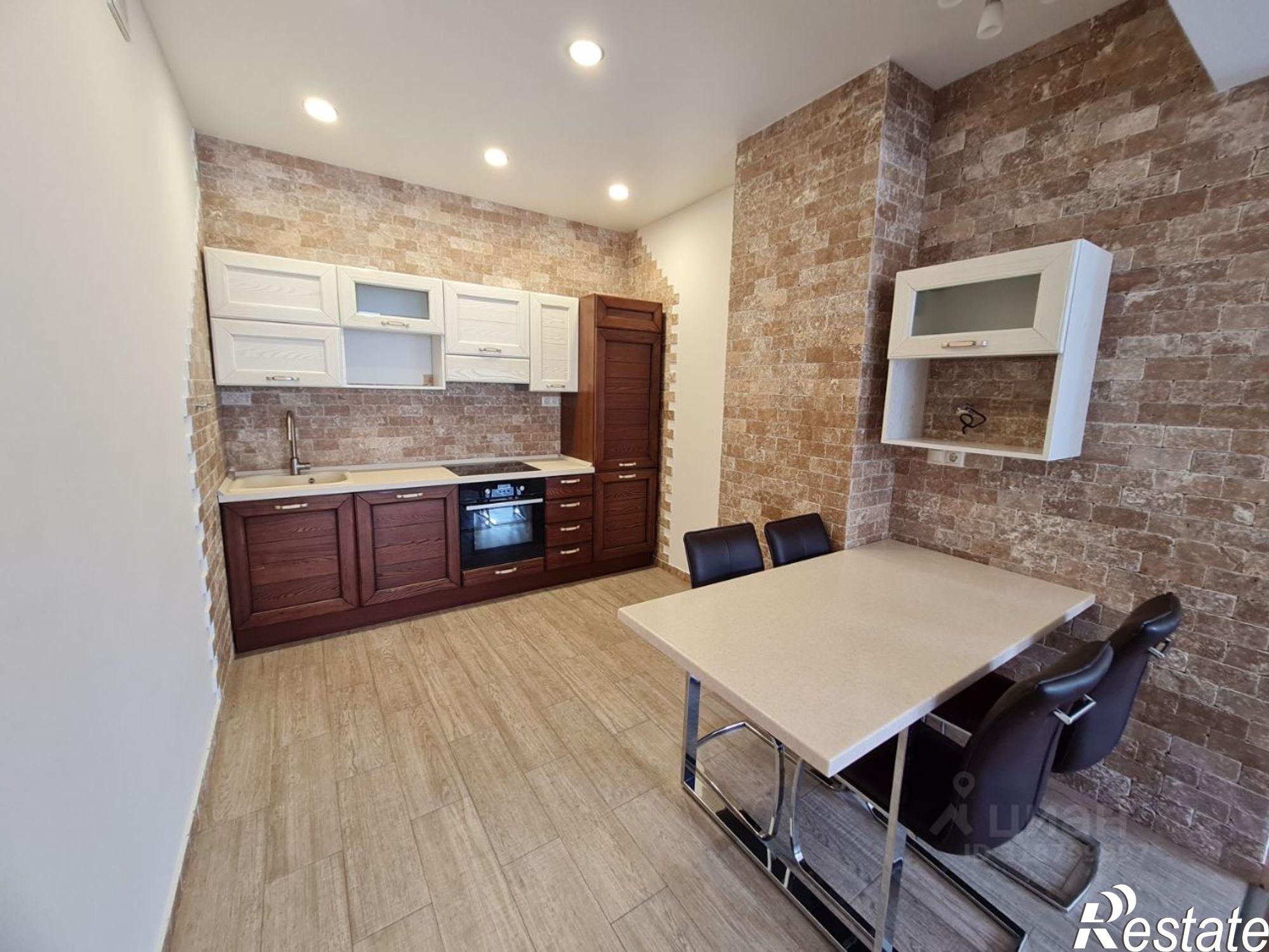 Купить квартиру за 11 898 000 рублей на улица Чернышевского, 28