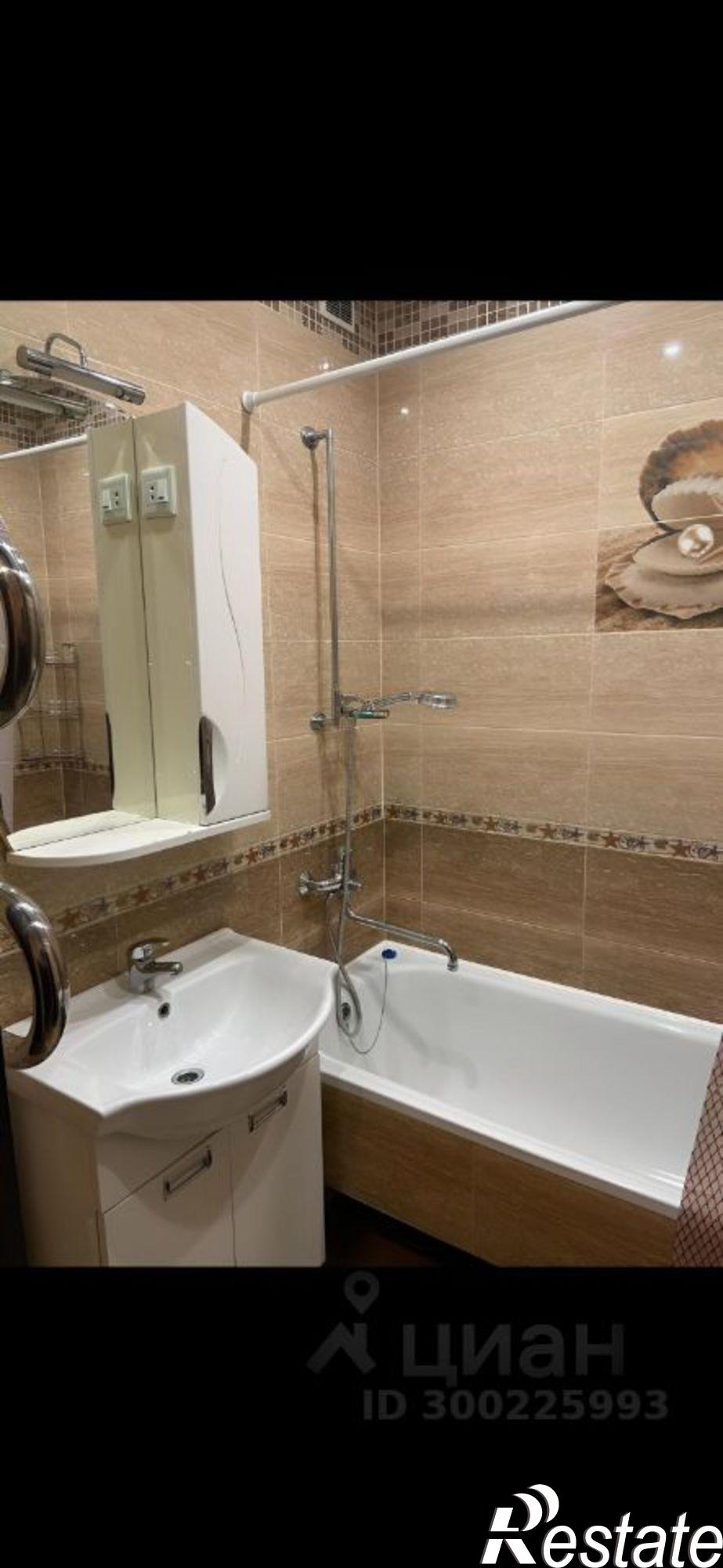 Сдать квартиру за 22 000 рублей на ул Мусы Джалиля, 74