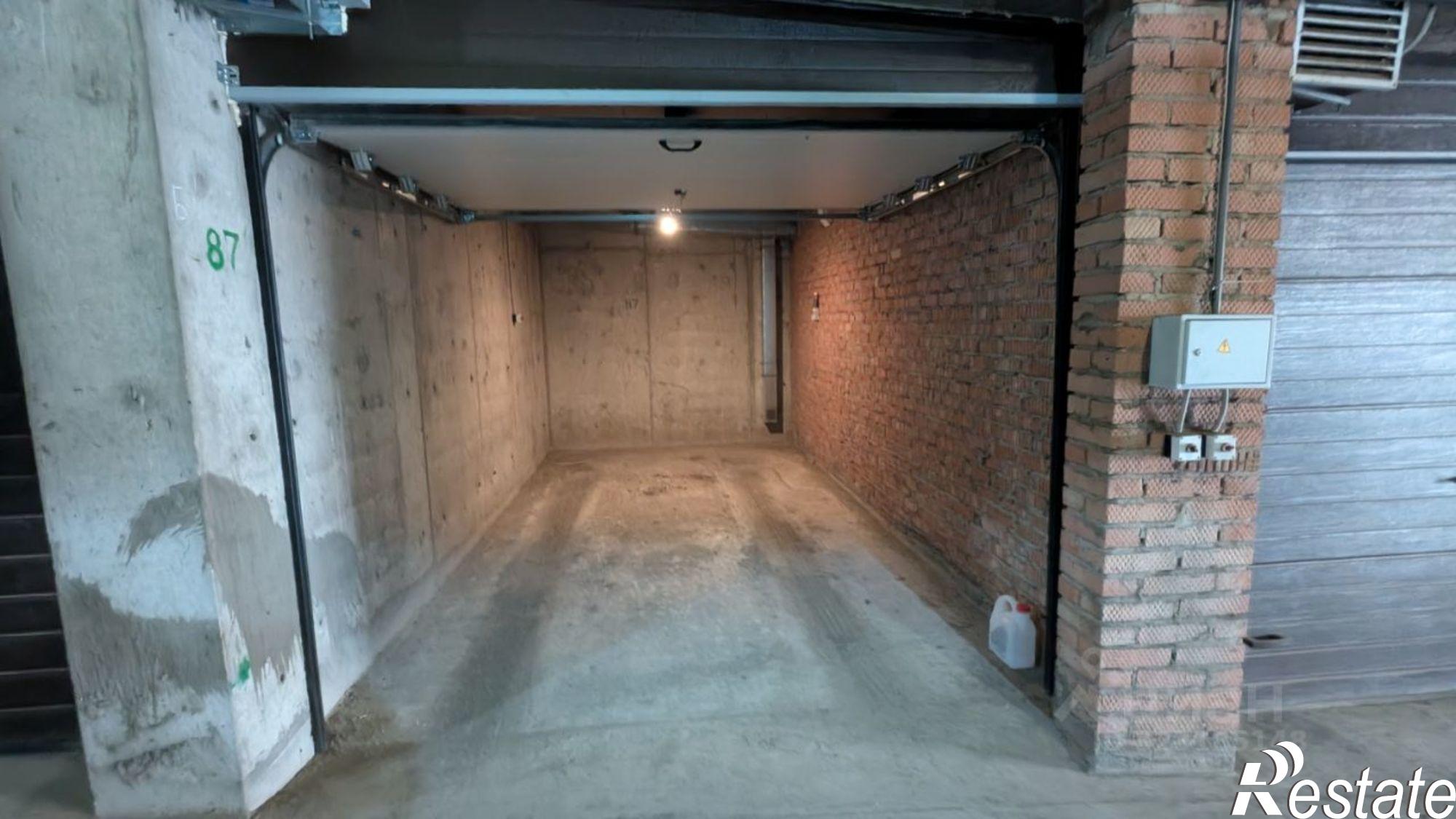 Сдать гараж, место в паркинге за 7 956 рублей на ул Карла Маркса, 62