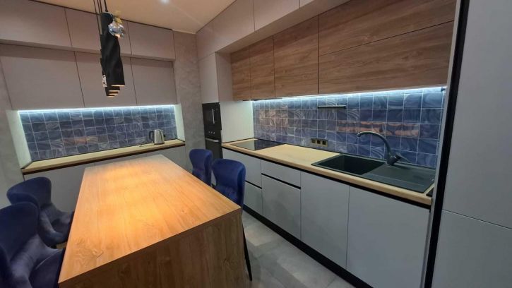 2-комн квартира Аксакова ул, 81/1