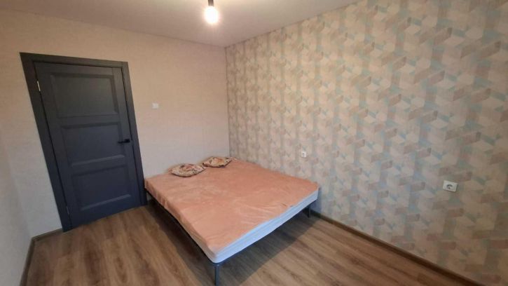 2-комн квартира Современников, 4