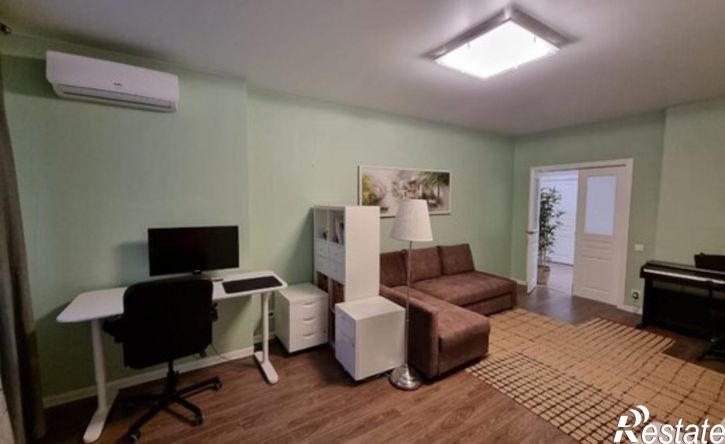 4-комн квартира Комсомольская улица, 15,  д. 15