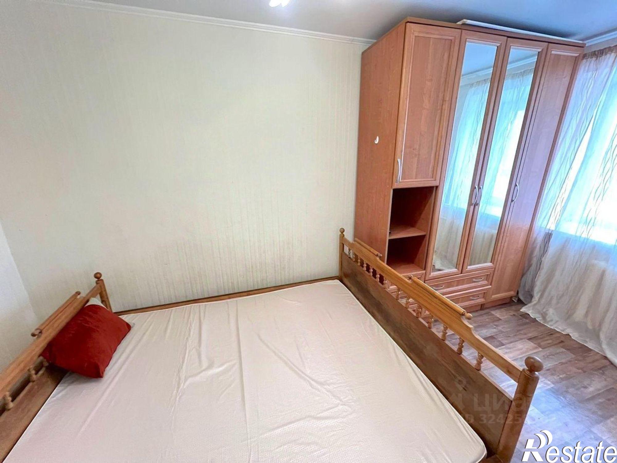 Сдать квартиру за 30 000 рублей на пр-кт Октября, 106