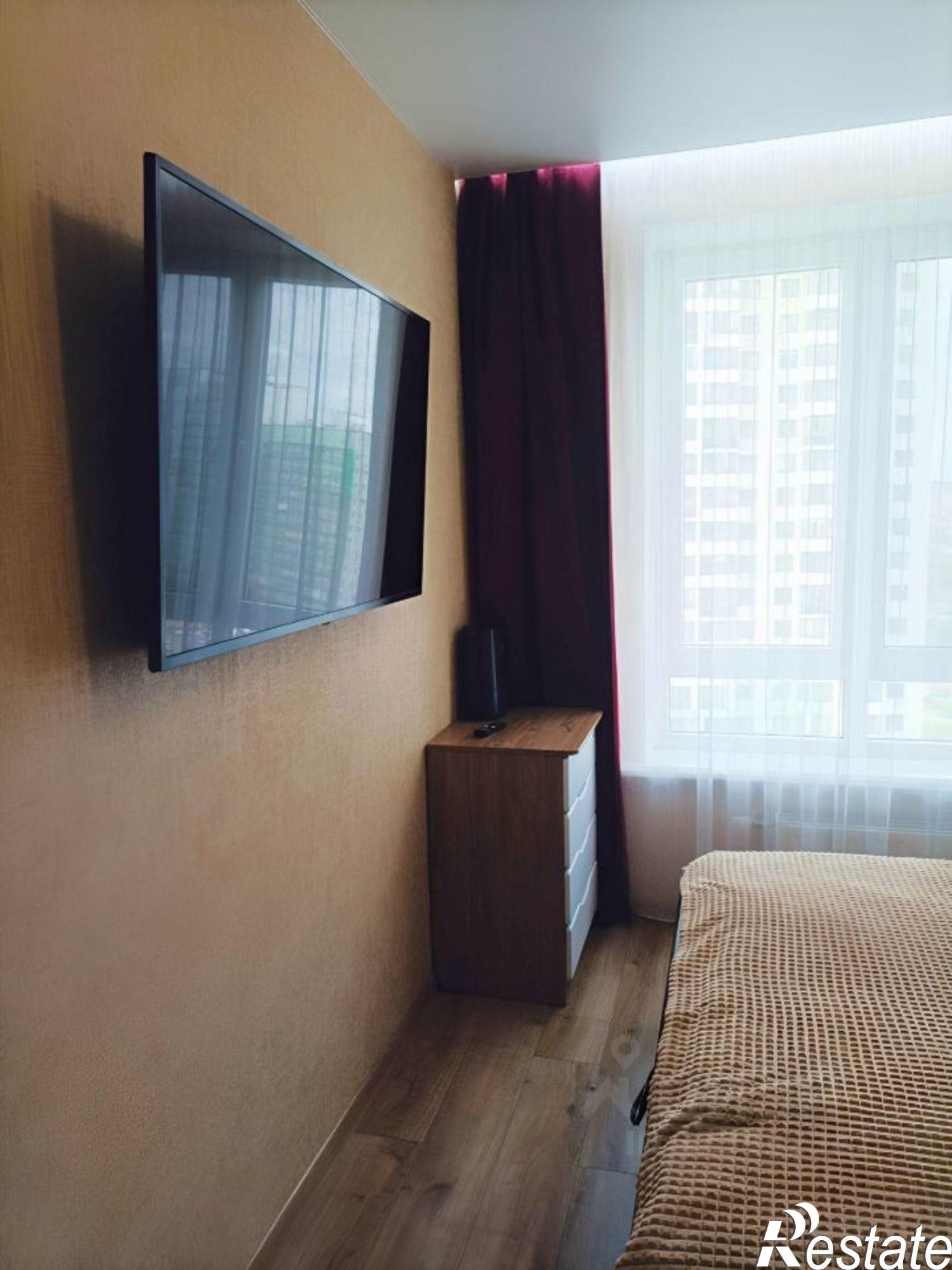 Купить квартиру за 6 000 000 рублей на ул Евгения Столярова, 6