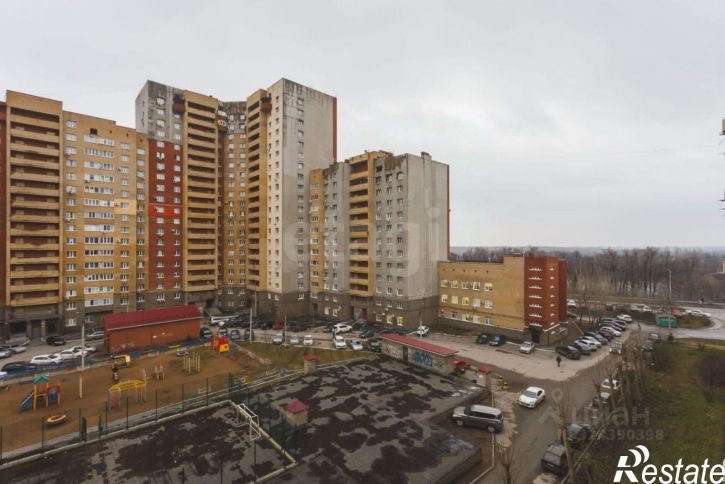 3-комн квартира улица Баязита Бикбая, 42,  д. 42