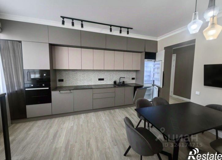 3-комн квартира улица Кирова, 34,  д. 34