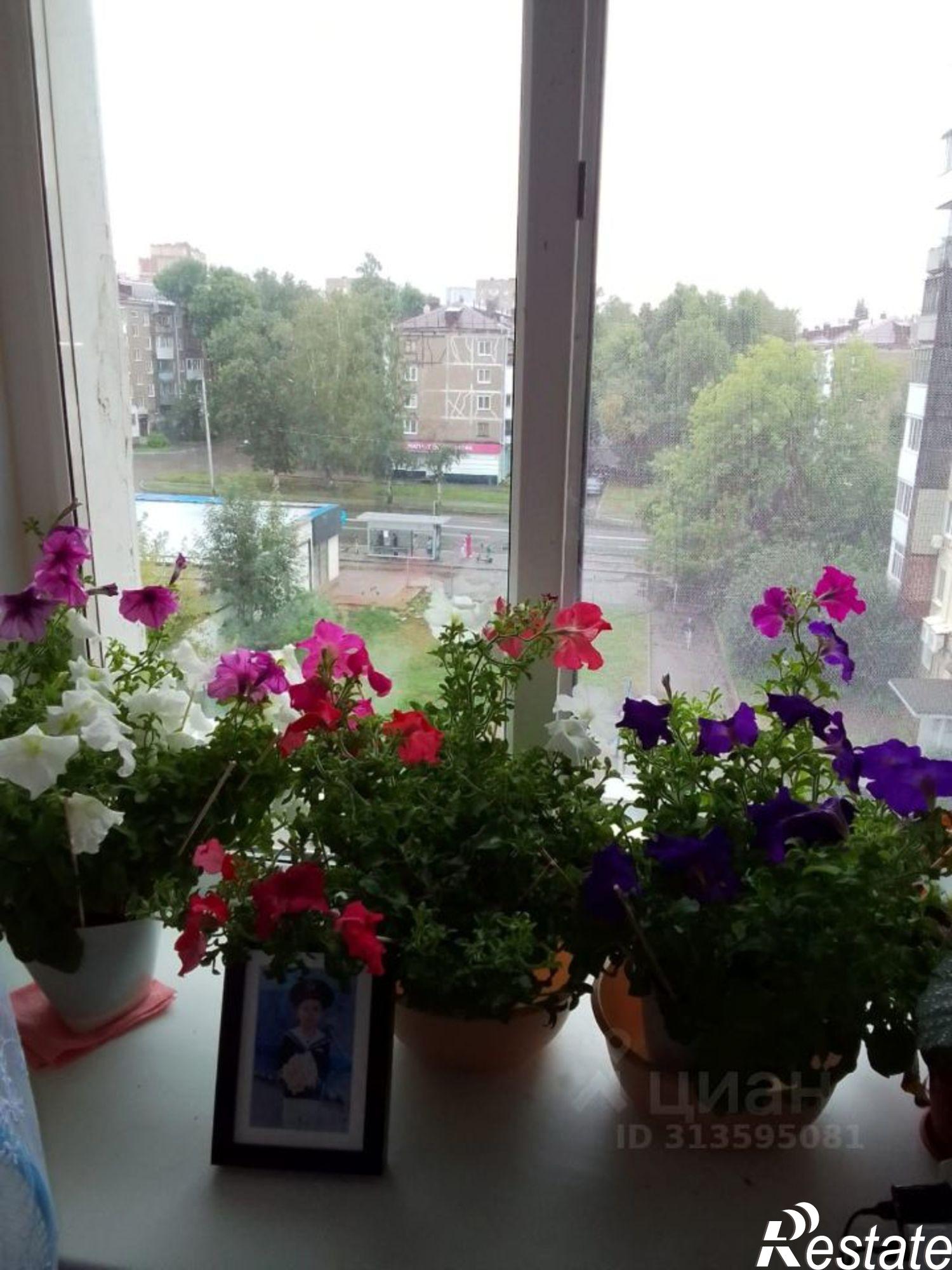 Сдать комнату за 10 000 рублей на улица Сергея Вострецова, 11