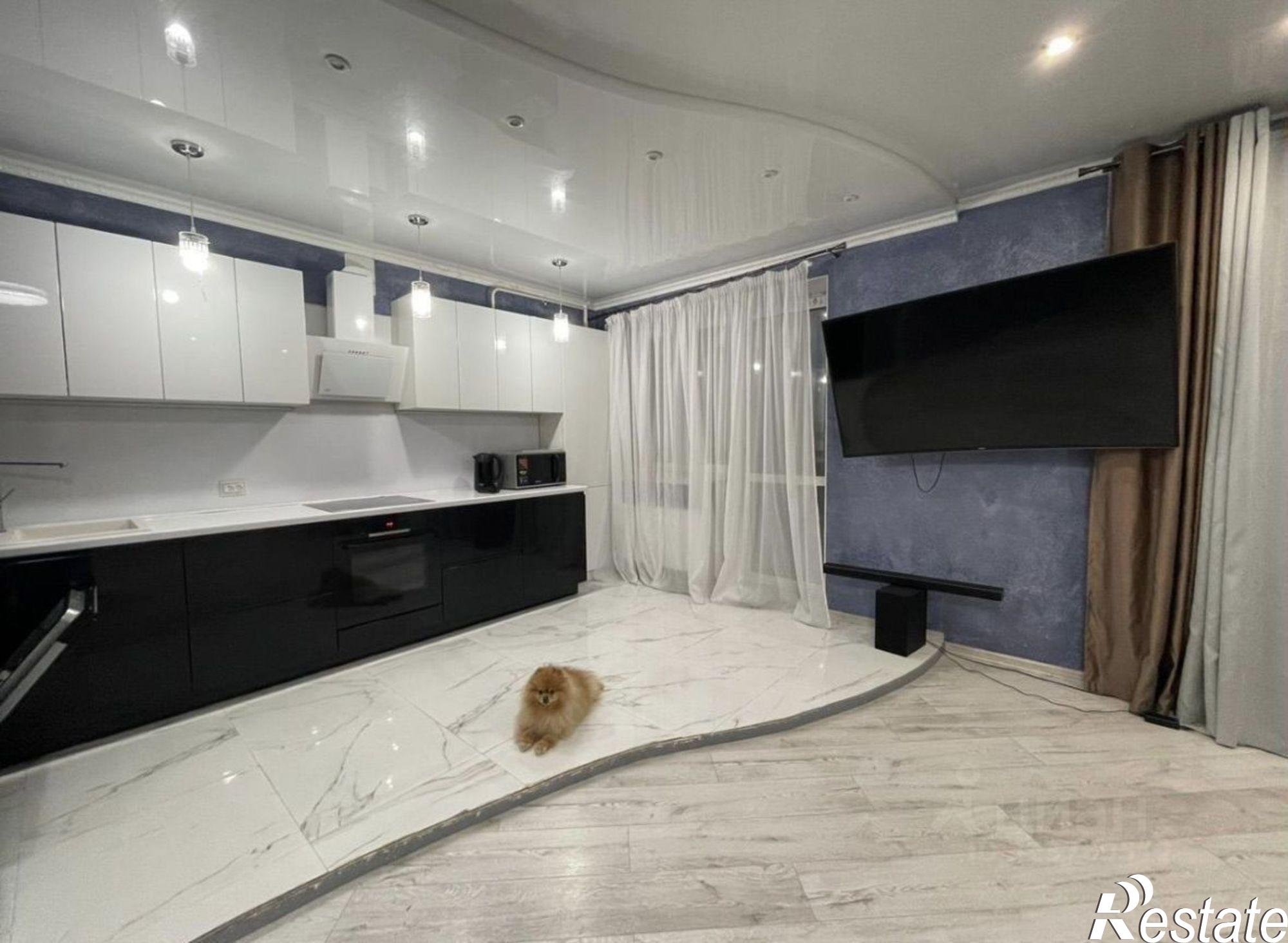 Сдать квартиру за 75 000 рублей на улица Октябрьской Революции, 54А