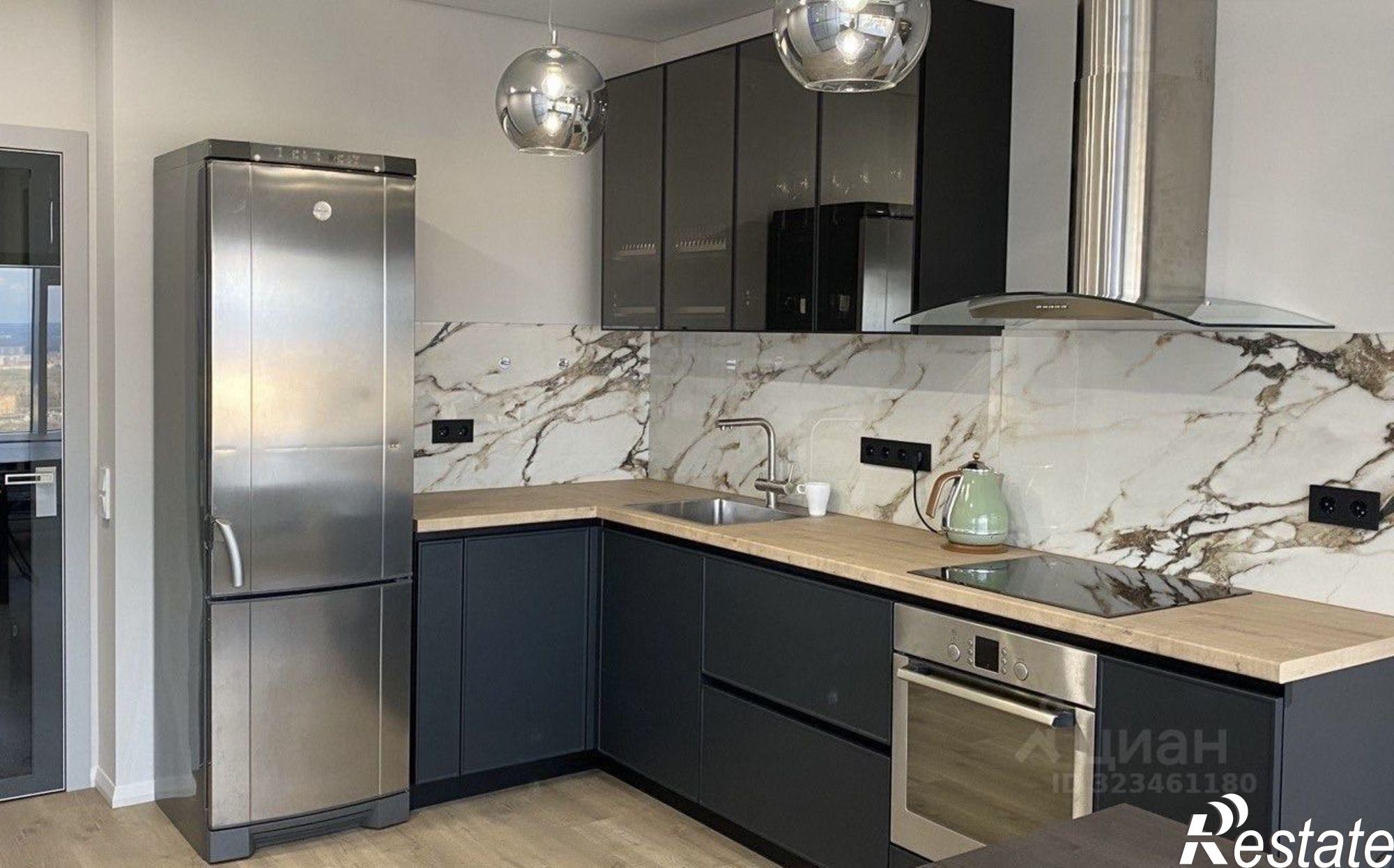 Сдать квартиру за 65 000 рублей на проспект Октября, 107/3