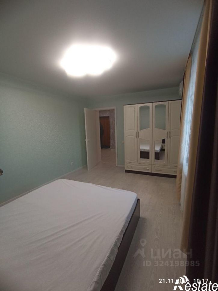 2-комн квартира Высотная улица, 10,  д. 10