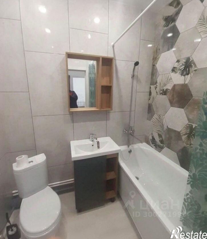 2-комн квартира улица Даяна Мурзина, 7/1,  д. 7/1