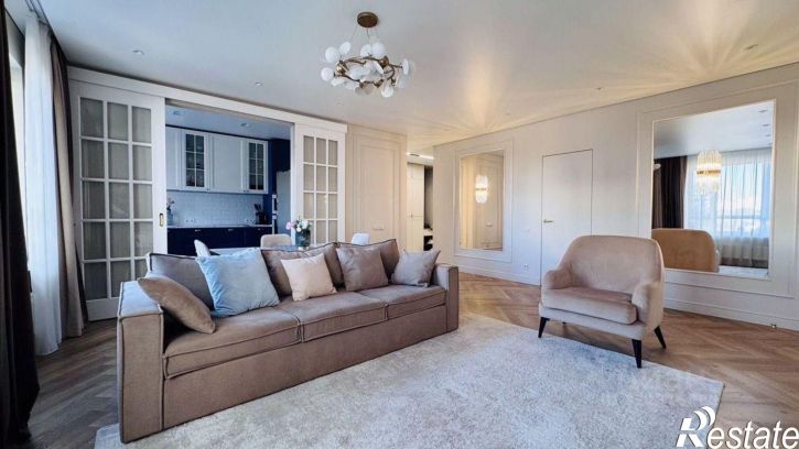 4-комн квартира улица Менделеева, 1/1,  д. 1/1