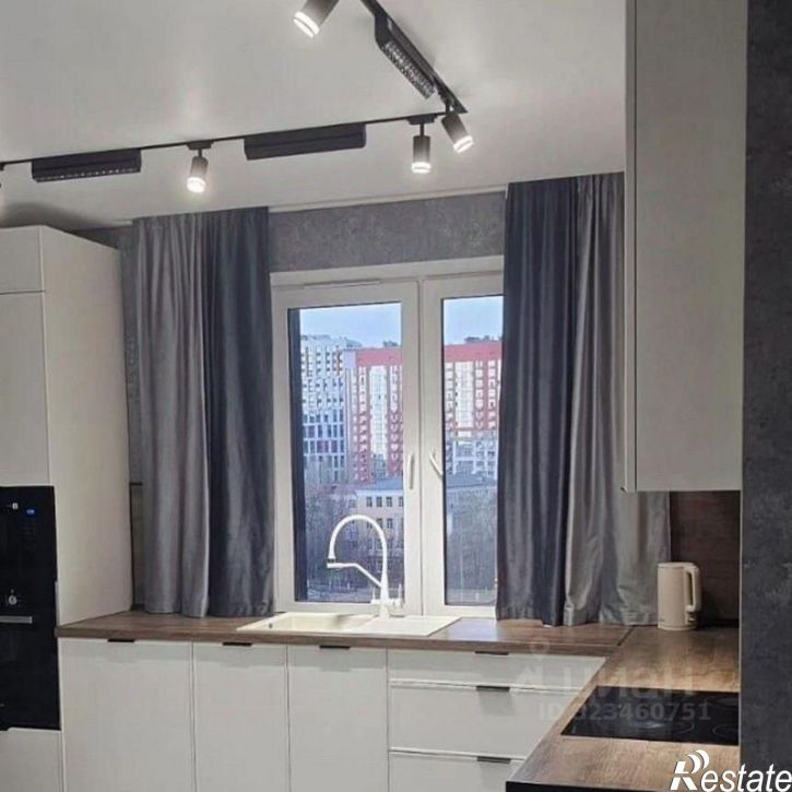 2-комн квартира улица Аксакова, 81,  д. 81