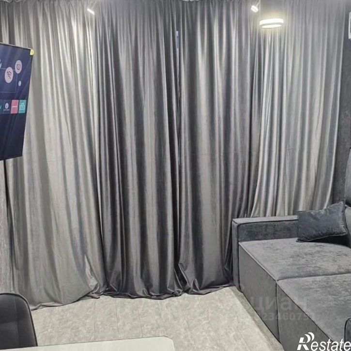 2-комн квартира улица Аксакова, 81,  д. 81