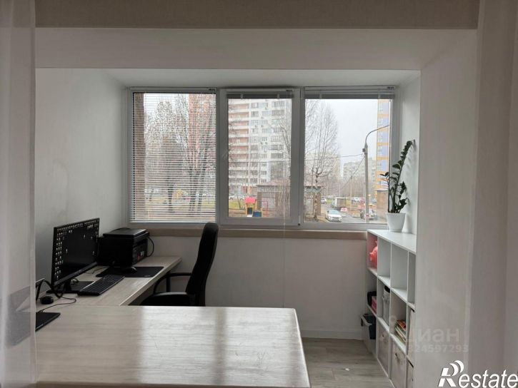 2-комн квартира Владивостокская улица, 12,  д. 12