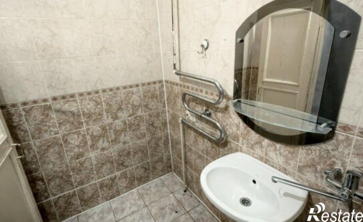 2-комн квартира улица Левитана, 7,  д. 7