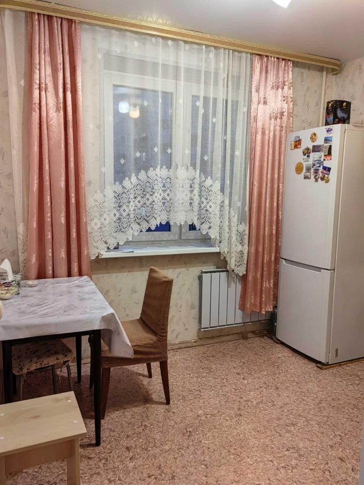 2-комн квартира Миловская, 16