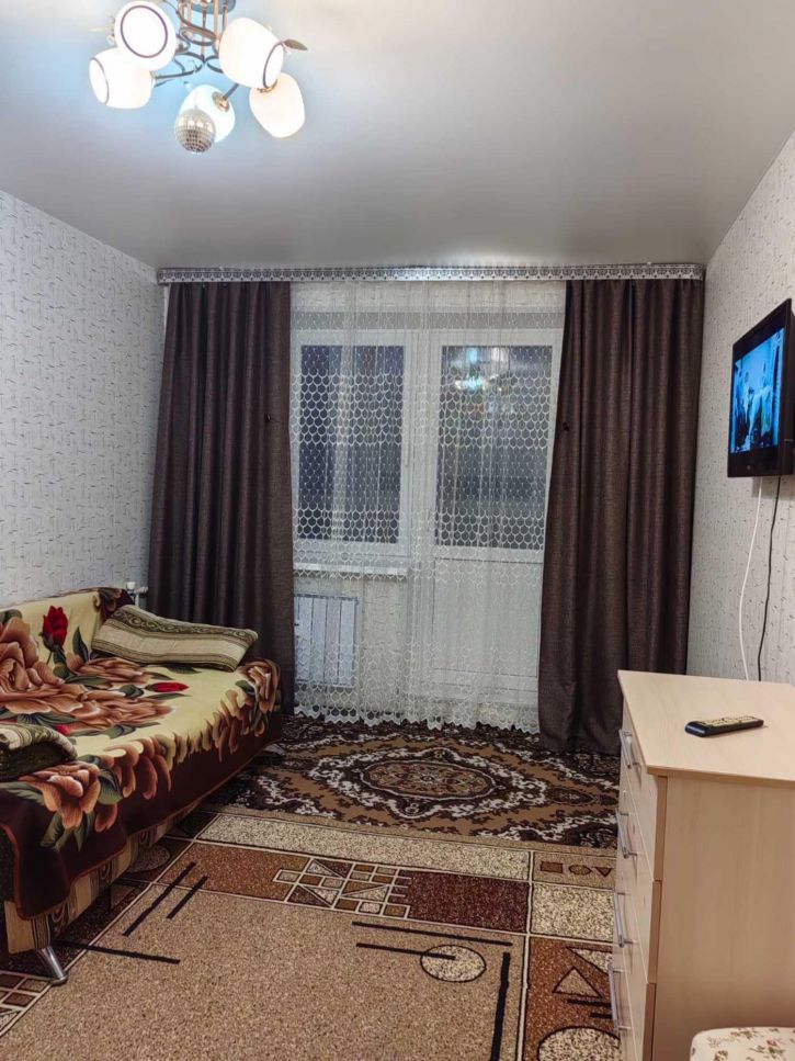 2-комн квартира Миловская, 16