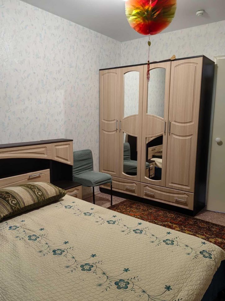 2-комн квартира Миловская, 16