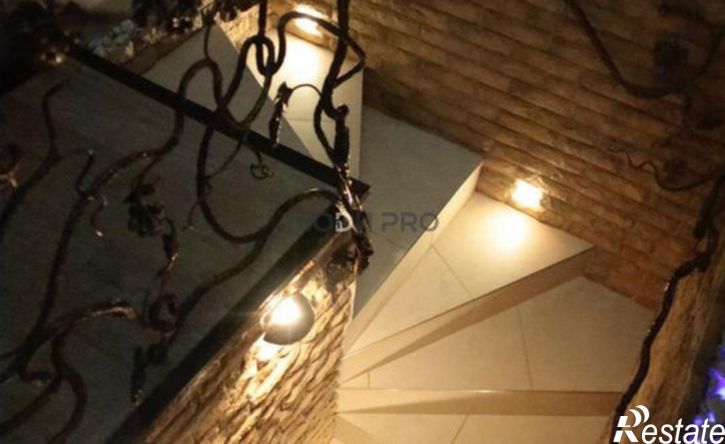 5-комн квартира ул Караидельская, 4,  д. 4