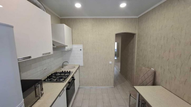 2-комн квартира Софьи Перовской ул, 42/1