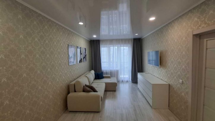 2-комн квартира Софьи Перовской ул, 42/1