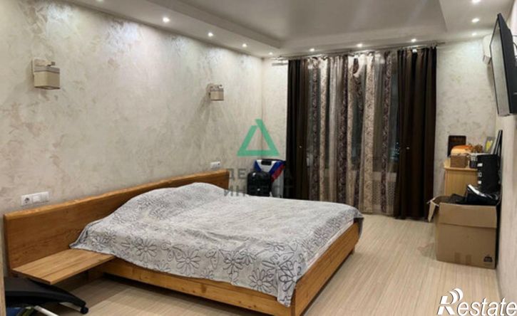 3-комн квартира улица Софьи Перовской, 52,  д. 52