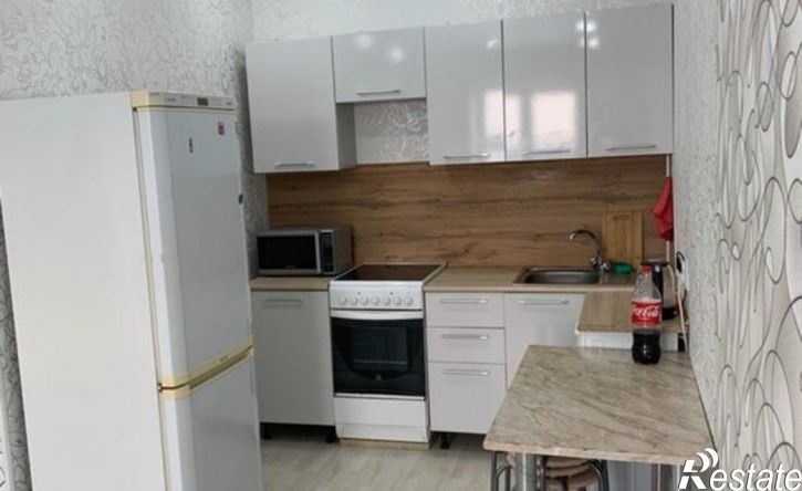 1-комн квартира улица Асхата Мирзагитова, 12,  д. 12