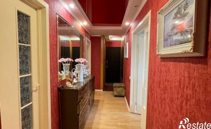 4-комн квартира улица 50 лет СССР, 48,  д. 48