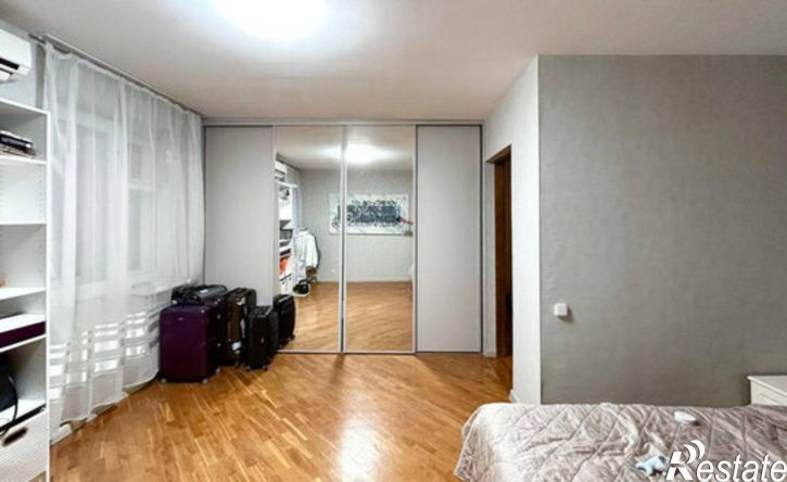 4-комн квартира ул Владивостокская, 11/1,  д. 11/1