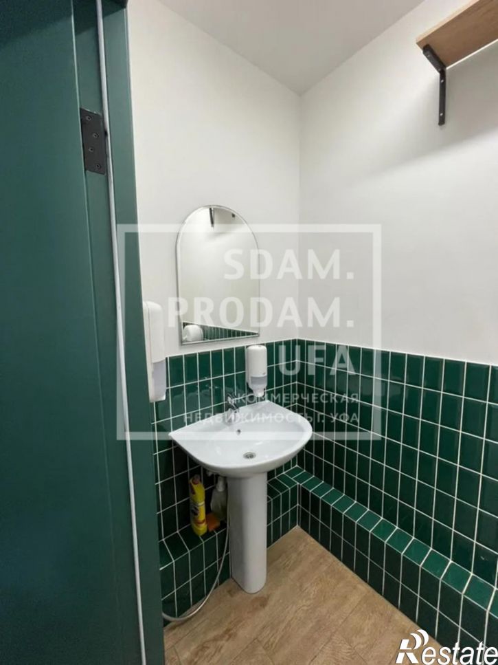 Торговое помещение Российская улица, д.37