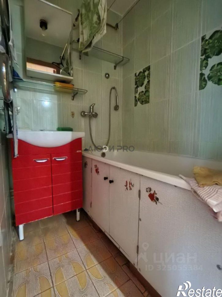 2-комн квартира улица Софьи Перовской, 13Г,  д. 13Г