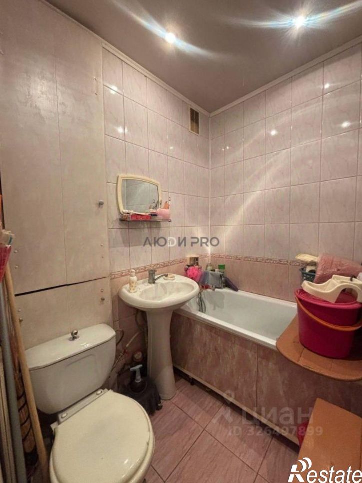 2-комн квартира пр-кт Октября, 42/2,  д. 42/2